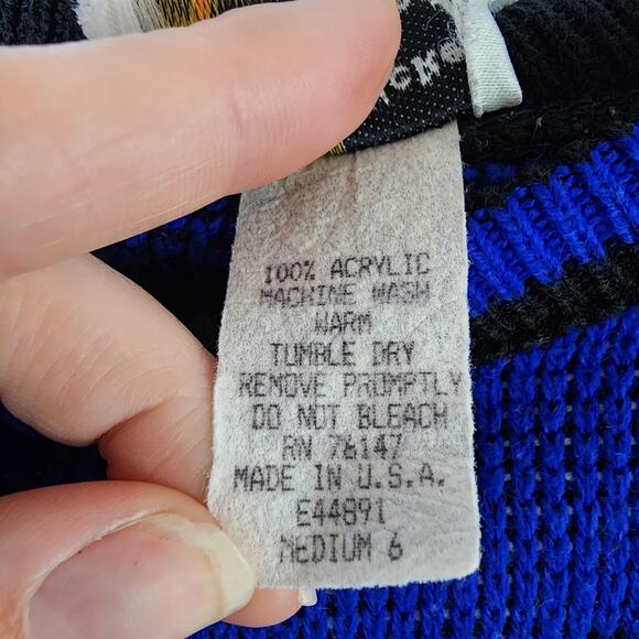 Vintage Mickey and Friends by Prodigy Blue Knit Sweater | Kid's Medium (6) - Picture 8 of 8